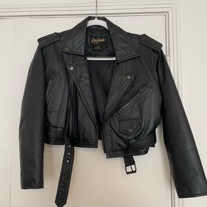 Vintage Jay Jacob’s cropped leather moto jacket in black size XS. From the 80s.
